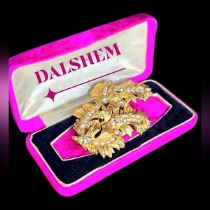 Vtg DALSHEM Rhinestone Brooch